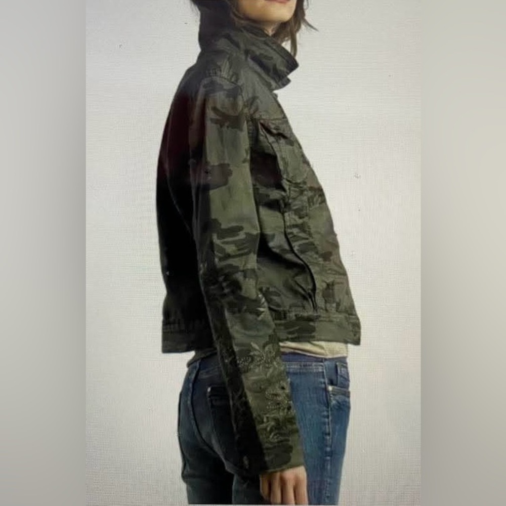 Tempo Paris Camoflage Dip dye Trucker Jacket embroidered cut outs jet crystal M